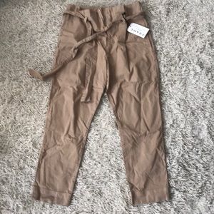 Frame size 30 paper bag waist pants